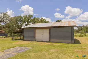 1130 Co Rd 1G, Hallettsville, TX 77964 - Photo 11