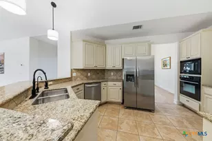 200 Texas Country Dr, New Braunfels, TX 78132 - Photo 13
