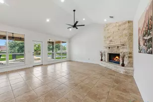 200 Texas Country Dr, New Braunfels, TX 78132 - Photo 9