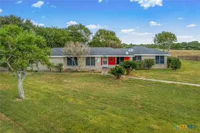 39 Woods Road, Port Lavaca, TX 77979 - Photo 3