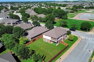901 Easton Dr, San Marcos, TX 78666 - Photo 17
