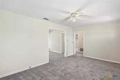 1007 S 51st Street, Temple, TX 76504 - Photo 7