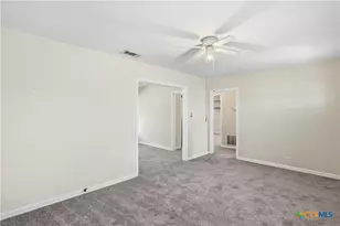 1007 S 51st St, Temple, TX 76504 - Photo 7