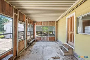 1007 S 51st St, Temple, TX 76504 - Photo 31