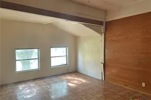 1503 Lova Dr, Victoria, TX 77901 - Photo 3