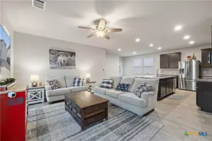 408 Black Opal Dr, Jarrell, TX 76537 - Photo 3