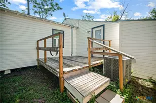 1610 E Rosebud Ave, Victoria, TX 77901 - Photo 5