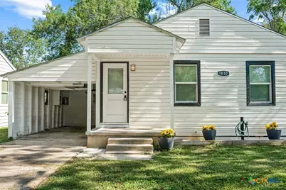 1610 E Rosebud Avenue, Victoria, TX 77901 - Photo 3