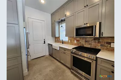 1158 Hauptstrasse, New Braunfels, TX 78130 - Photo 9