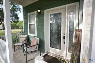626 April Dr, Canyon Lake, TX 78133 - Photo 5