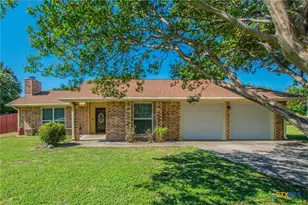 7273 Woodlake Cir, Belton, TX 76513 - Photo 1
