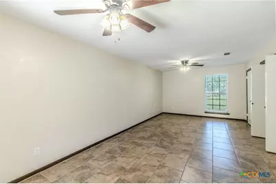7273 Woodlake Circle, Belton, TX 76513 - Photo 17
