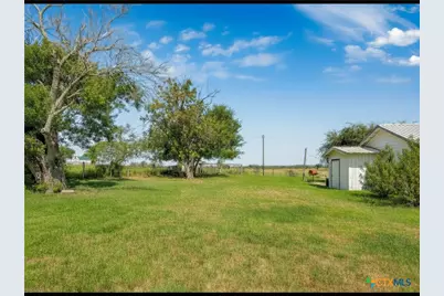 2520 County Road 232, Gonzales, TX 78629 - Photo 37