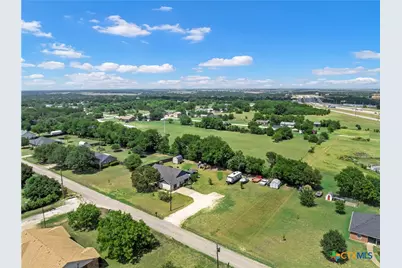 101 Brown Drive, Eddy, TX 76524 - Photo 37