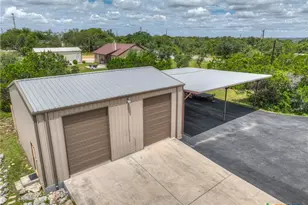 1100 Yaupon Dr, Fischer, TX 78623 - Photo 41