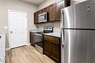 1204 N 18th St, Killeen, TX 76541 - Photo 9