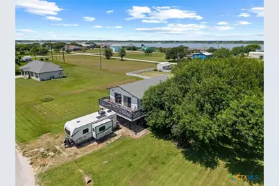 654 Calumet Drive, Palacios, TX 77465 - Photo 25