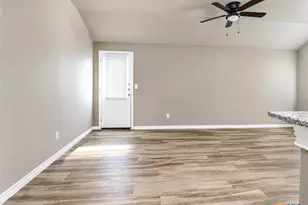 1204 N 18th St, Killeen, TX 76541 - Photo 5