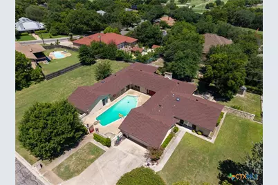 107 E Woodlawn Drive, Harker Heights, TX 76548 - Photo 1