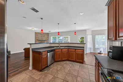 315 Big Hawk, New Braunfels, TX 78130 - Photo 11