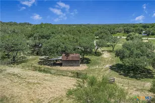788 Goliad N, Goliad, TX 77963 - Photo 17