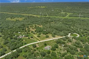 788 Goliad N, Goliad, TX 77963 - Photo 3