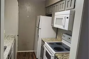 1202 Thorpe Ln, San Marcos, TX 78666 - Photo 21