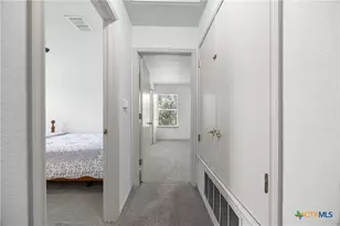 8710 Davis Oaks Trail, Austin, TX 78748 - Photo 15