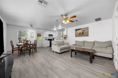8710 Davis Oaks Trail, Austin, TX 78748 - Photo 3