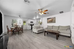 8710 Davis Oaks Trail, Austin, TX 78748 - Photo 3