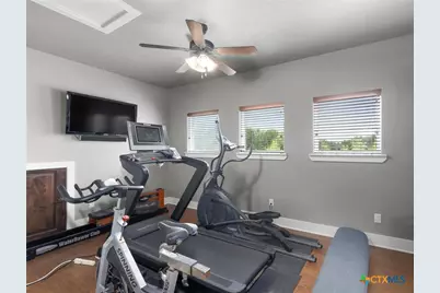 131 Entre Rios Boulevard, New Braunfels, TX 78132 - Photo 33