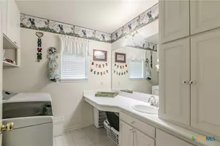 307 E 20th Ave, Belton, TX 76513 - Photo 17