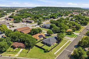 112 E Truman Ave, Copperas Cove, TX 76522 - Photo 7
