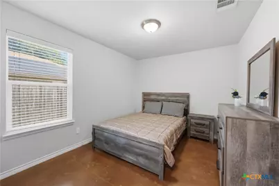 112 E Truman Avenue, Copperas Cove, TX 76522 - Photo 41