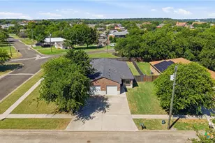 112 E Truman Ave, Copperas Cove, TX 76522 - Photo 3