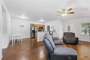 112 E Truman Ave, Copperas Cove, TX 76522 - Photo 11