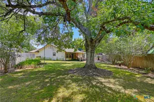 306 Southwick Cir, Seguin, TX 78155 - Photo 41