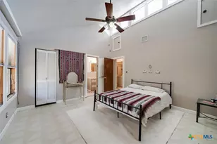 150 Lakeview Dr, Del Valle, TX 78617 - Photo 15