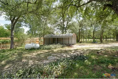 150 Lakeview Drive, Del Valle, TX 78617 - Photo 25