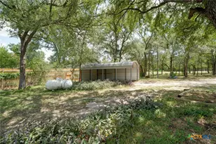 150 Lakeview Dr, Del Valle, TX 78617 - Photo 25