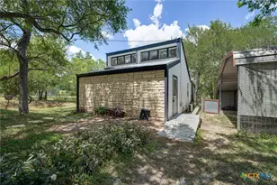 150 Lakeview Dr, Del Valle, TX 78617 - Photo 1