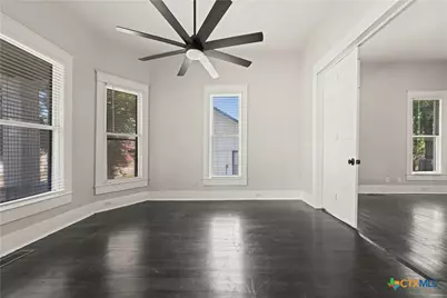 803 N 3rd Street, Temple, TX 76501 - Photo 11