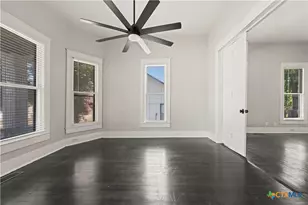 803 N 3rd St, Temple, TX 76501 - Photo 11