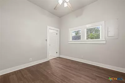 803 N 3rd Street, Temple, TX 76501 - Photo 19