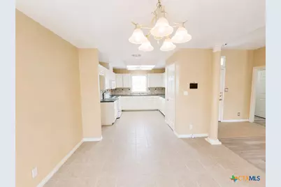 206 Belmoor Lane, Victoria, TX 77904 - Photo 5