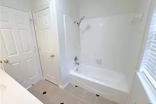 206 Belmoor Ln, Victoria, TX 77904 - Photo 17