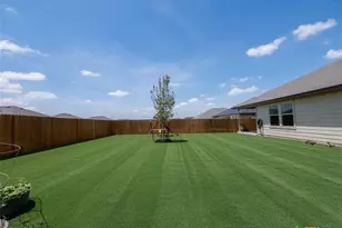 7108 N Guadalupe Rd, China Spring, TX 76633 - Photo 37