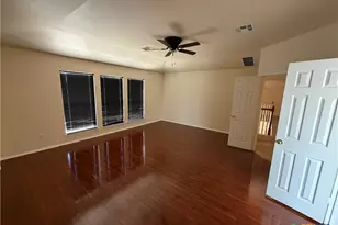212 Lottie Ln, Harker Heights, TX 76548 - Photo 11