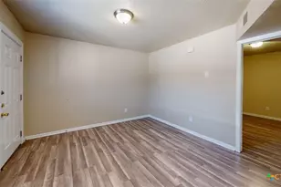 915 S 15th St, Copperas Cove, TX 76522 - Photo 15