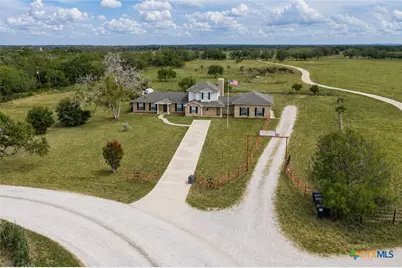 1506 Harwood Road, Luling, TX 78648 - Photo 31
